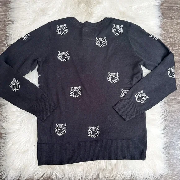NWT Chaser Womens Ebroidered Tiger Sweater Pullover Size XS Cotton Cashmere - Picture 2 of 3